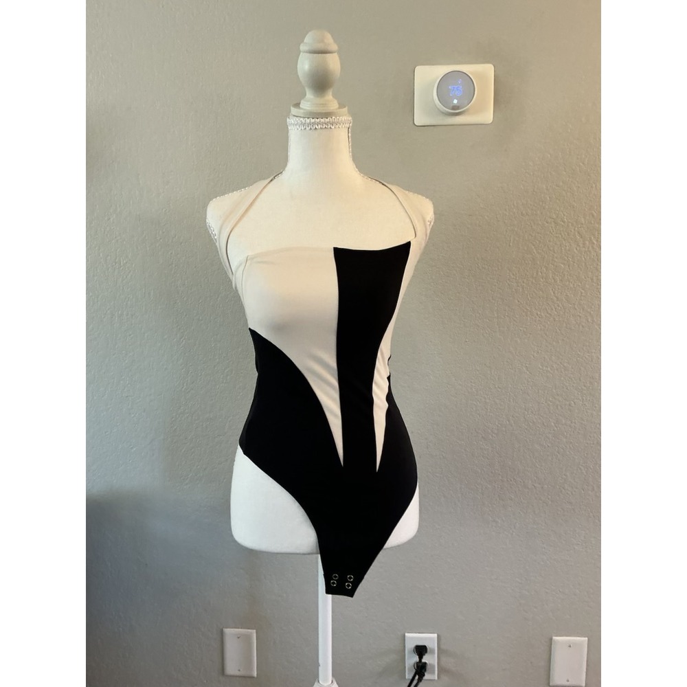 Le Ore Colorblock Halter Bodysuit Cream Black Small